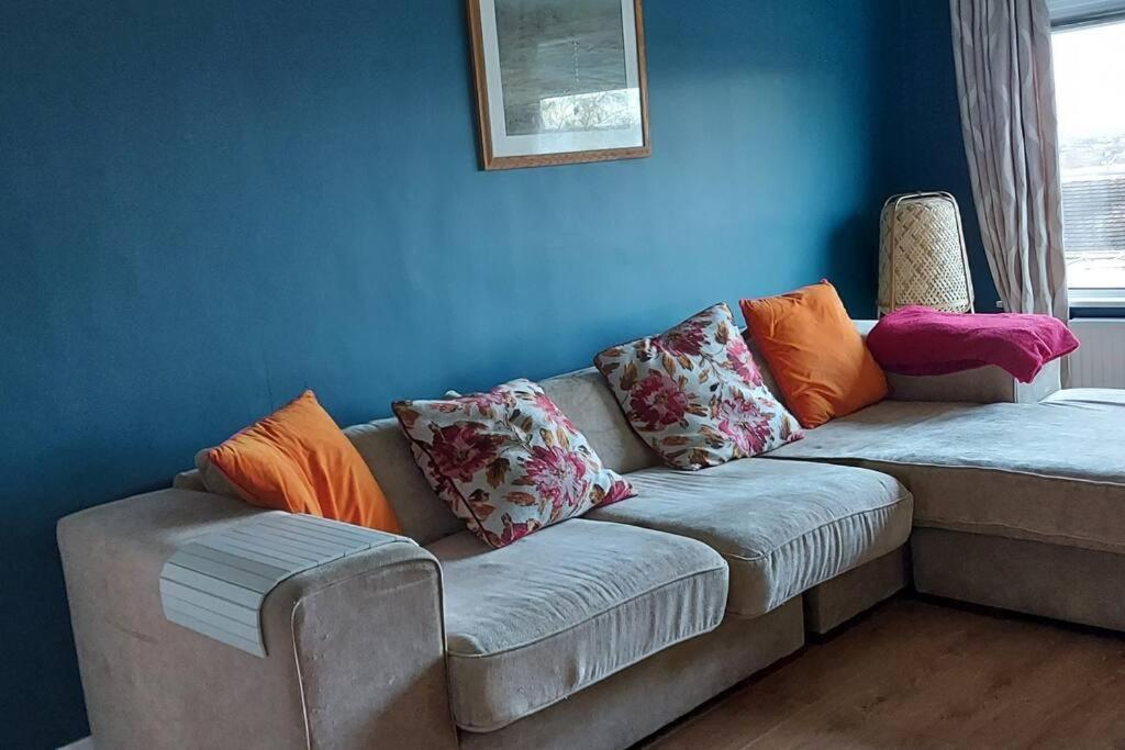 Bellevue Bungalow - Comfortable Home With Amazing Views Belfast Esterno foto